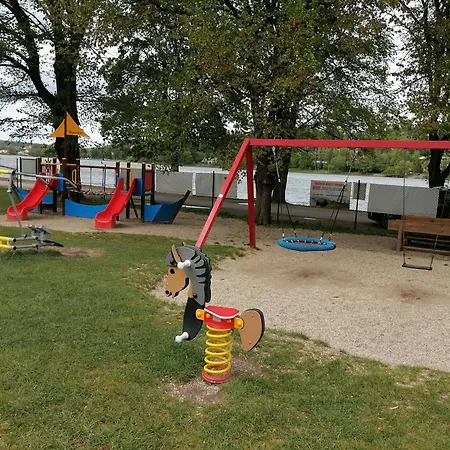 U Kempu Jedovnice